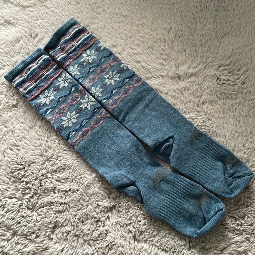 Assorted winter socks - Picture 3 of 5